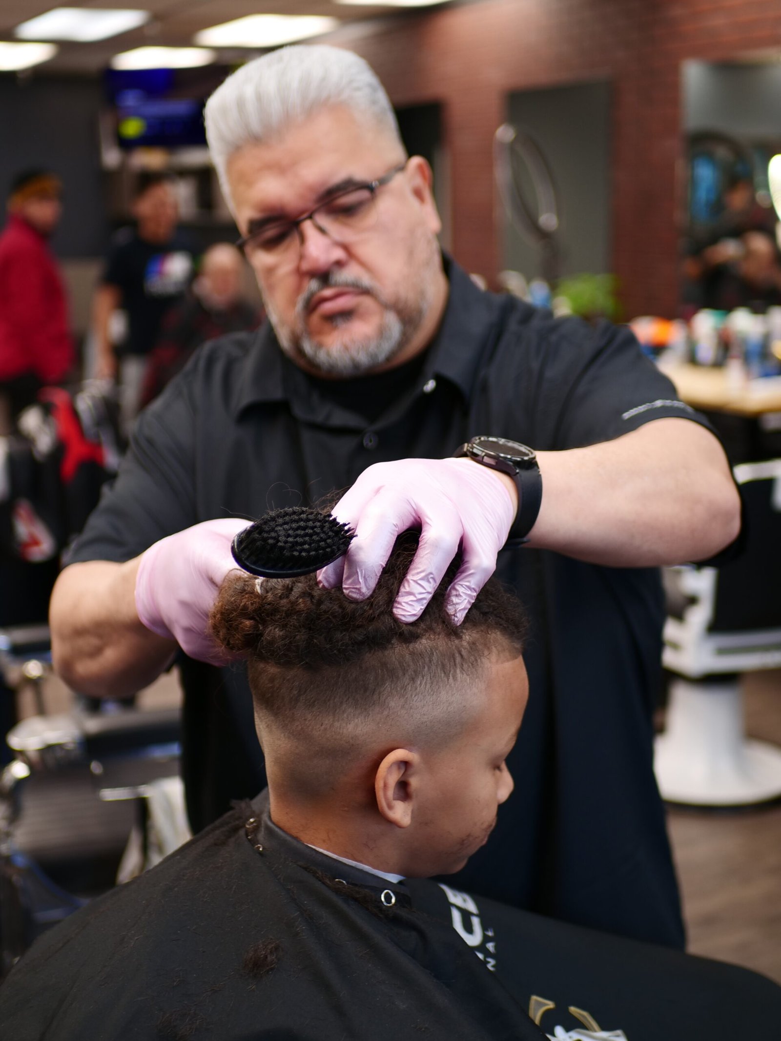Level Up Your Look: Premier Men’s Haircuts & Kids’ Cuts in Elgin, IL
